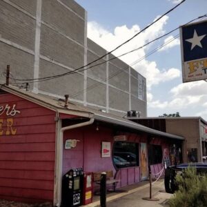 YOUNGER PARTNERS INVESTMENTS ACQUIRES FORMER FRED’S TEXAS CAFE SITE ADJACENT TO ARTISAN CIRCLE